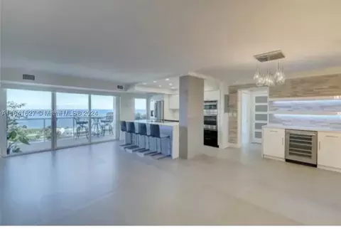 2841 N Ocean Blvd #1704, Fort Lauderdale, FL 33308