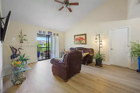 11241 W Atlantic Blvd #304, Coral Springs, FL 33071