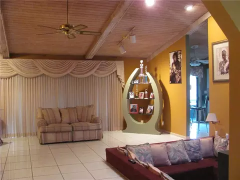 1255 Collins Ave #707, Miami Beach, FL 33139