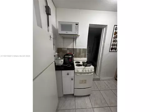4600 W 8th Ave, Hialeah, FL 33012 photo 14