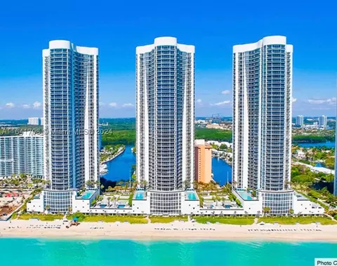 Undisclosed, Sunny Isles Beach, FL 33160