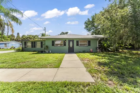 9585 SW Adams St, Okeechobee, FL 34974