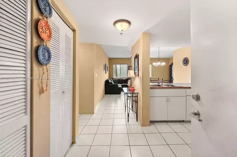 55 E 4th St #207, Hialeah, FL 33010 photo 4