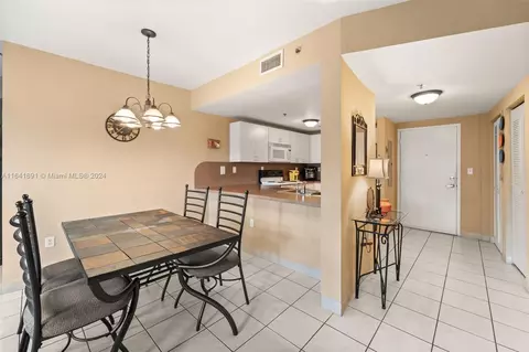 55 E 4th St #207, Hialeah, FL 33010 photo 8