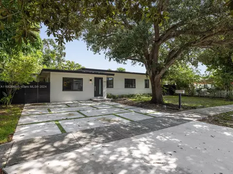 5991 SW 45th St, Miami, FL 33155