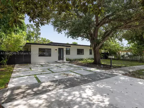 5991 SW 45th St, Miami, FL 33155