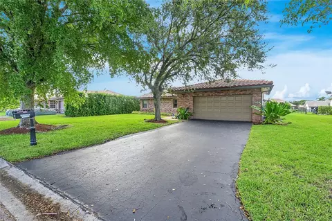 11528 NW 20th Dr, Coral Springs, FL 33071