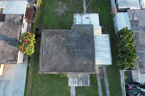 850 E 17th St, Hialeah, FL 33010 photo 5