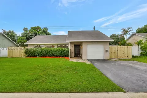 8630 NW 45th St, Lauderhill, FL 33351