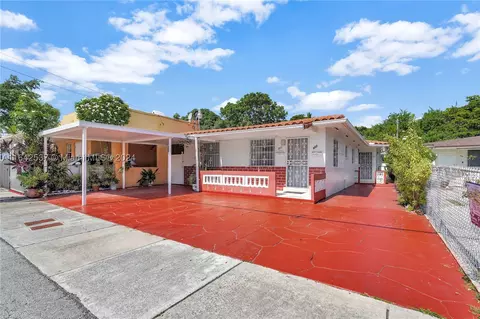 400 NW 25th Ct, Miami, FL 33125