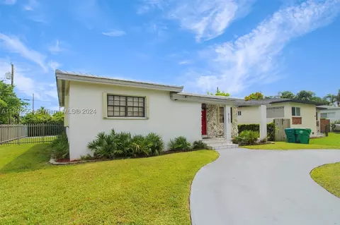 5152 SW 6th St, Miami, FL 33134