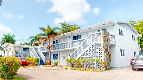 890 NW 45 Ave #10, Miami, FL 33126