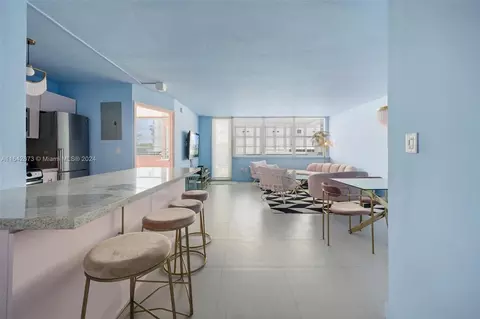 5313 Collins Ave #207, Miami Beach, FL 33140