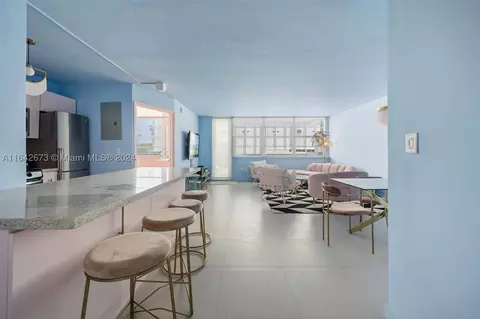 5313 Collins Ave #207, Miami Beach, FL 33140