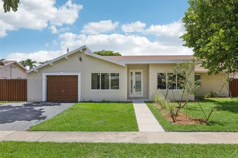 10500 Sunset Strip, Sunrise, FL 33322