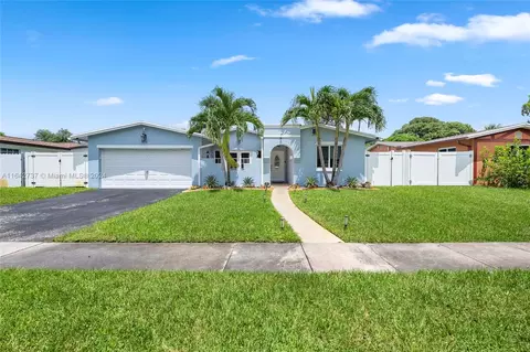 9011 NW 18th Ct, Pembroke Pines, FL 33024