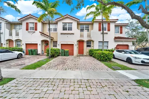 580 NE 21 Ter, Homestead, FL 33033