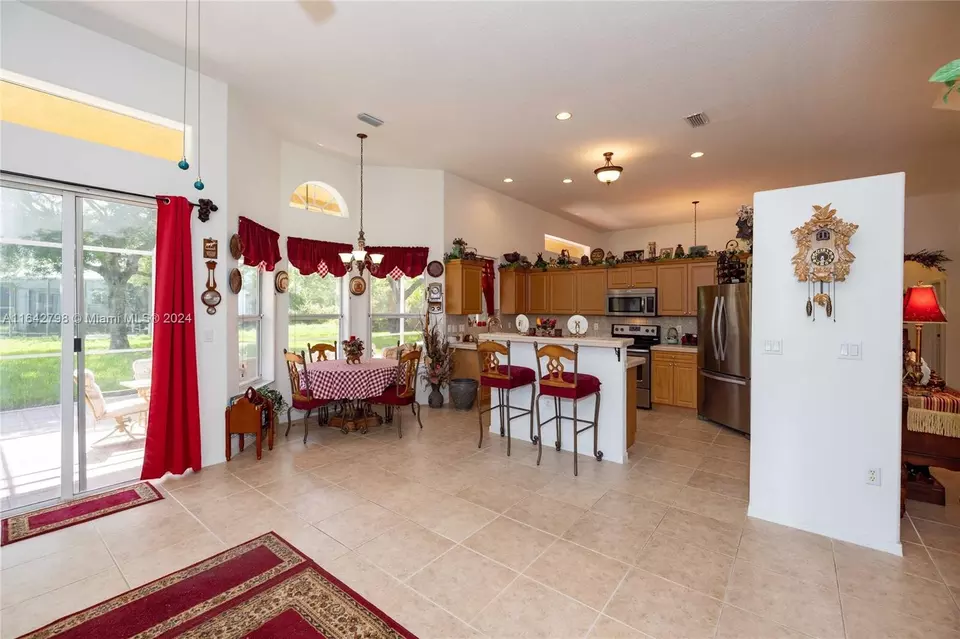 Other - 2915 Fairways Dr, Homestead, FL 33035 photo 3 of 8