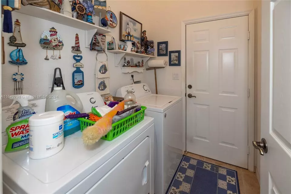 Other - 2915 Fairways Dr, Homestead, FL 33035 photo 7 of 8