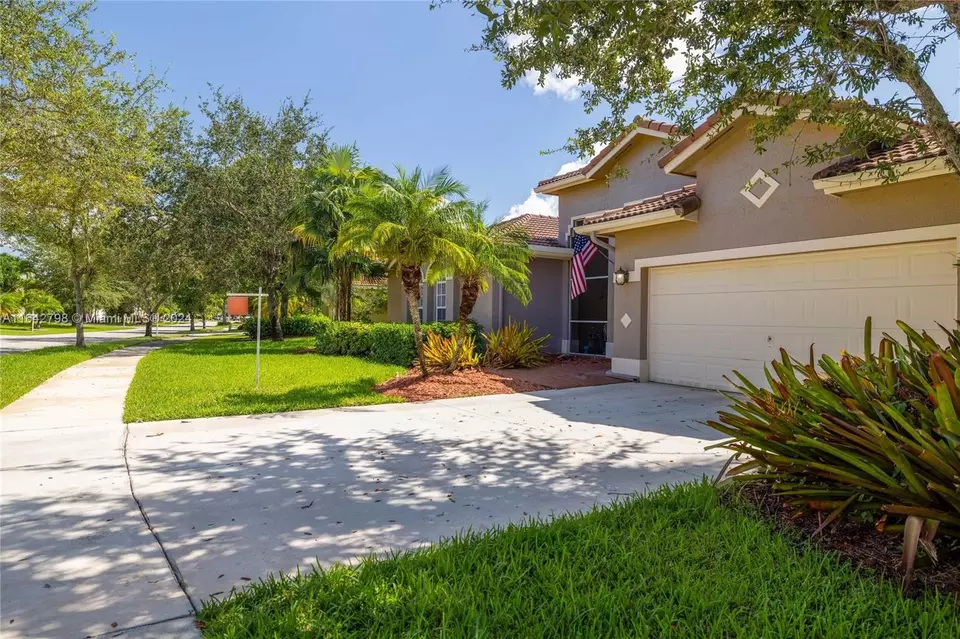 Other - 2915 Fairways Dr, Homestead, FL 33035 photo 1 of 8