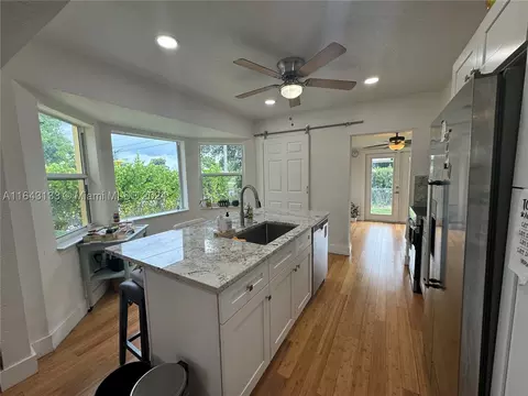 2557 Fletcher St, Hollywood, FL 33020