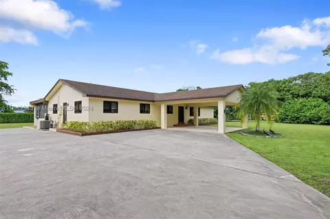 18250 SW 202nd St, Miami, FL 33187