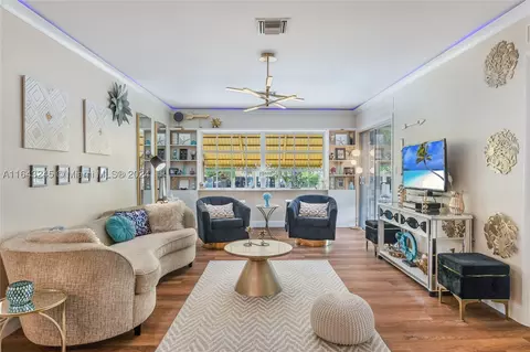 3700 Harrison St #11A, Hollywood, FL 33021