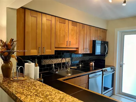 1040 SE 4th Ave #120, Deerfield Beach, FL 33441