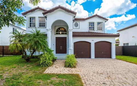5961 SW 164th Ct, Miami, FL 33193