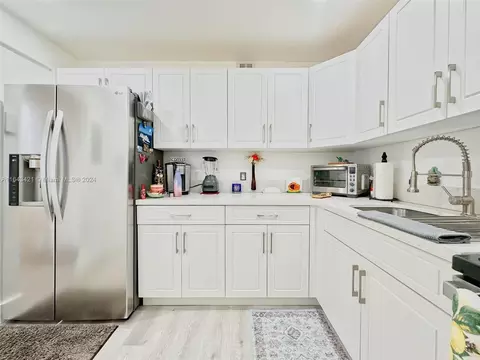 14180 SW 84th St #509-G, Miami, FL 33183