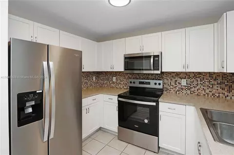 10 Aragon Ave #714, Coral Gables, FL 33134