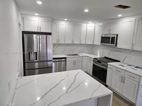 3606 W Bell Dr #64, Davie, FL 33328