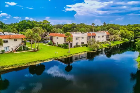 404 Lakeview Dr #104, Weston, FL 33326