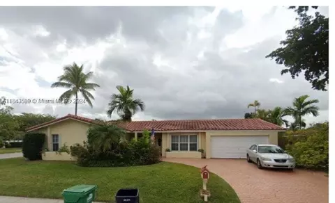 14200 Kendale Lakes Dr, Miami, FL 33183
