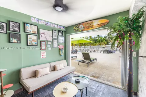 4925 Collins Ave #CU1, Miami Beach, FL 33140