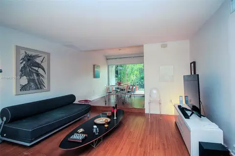 6215 SW 78th St #2C, South Miami, FL 33143