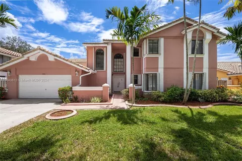 10710 NW 18th Ct, Plantation, FL 33322