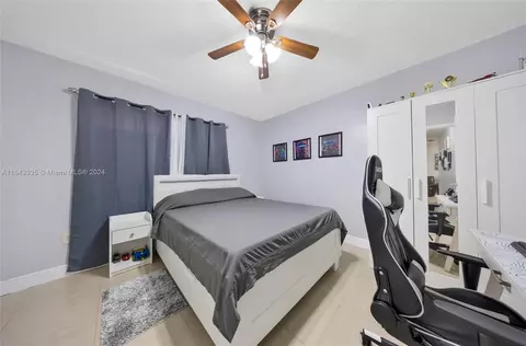 Undisclosed, Hialeah, FL 33010 photo 31