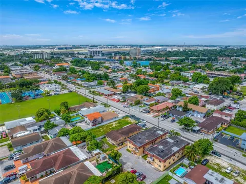Undisclosed, Hialeah, FL 33010 photo 11