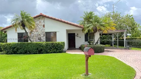 10632 SW 68th Ter, Miami, FL 33173
