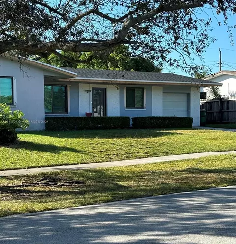 10500 SW 160th St, Miami, FL 33157