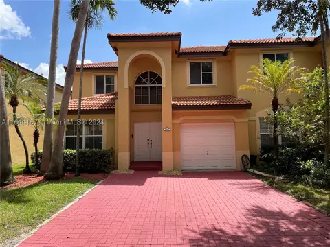 Undisclosed, Davie, FL 33325