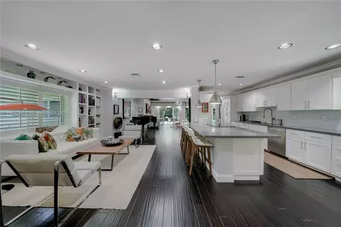 12031 SW 68th Ct, Pinecrest, FL 33156