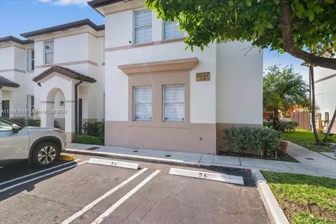 8037 W 36th Ave #6, Hialeah, FL 33018