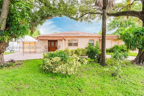 7425 SW 34th St, Miami, FL 33155