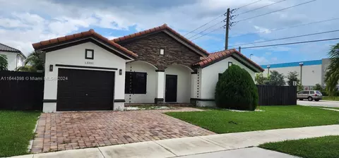 13201 SW 274th Ter, Homestead, FL 33032