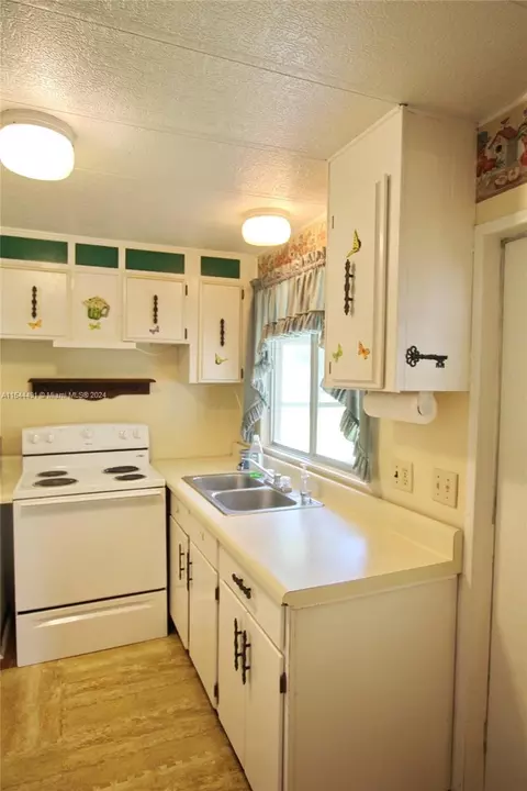 622 NE 29th Ave, Okeechobee, FL 34972 photo 11