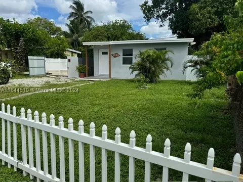 1559 NW 10th Pl, Fort Lauderdale, FL 33311