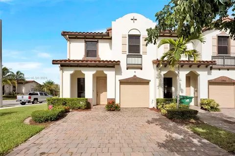 17470 SW 153rd Ave, Miami, FL 33187