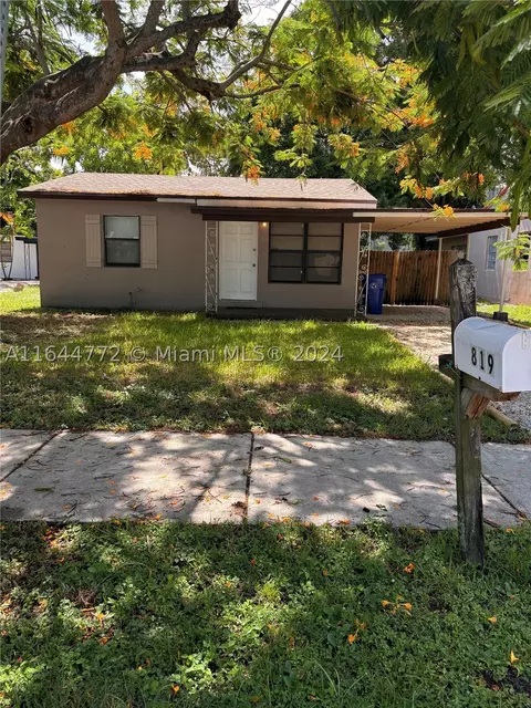 819 NW 4th Ave, Fort Lauderdale, FL 33311